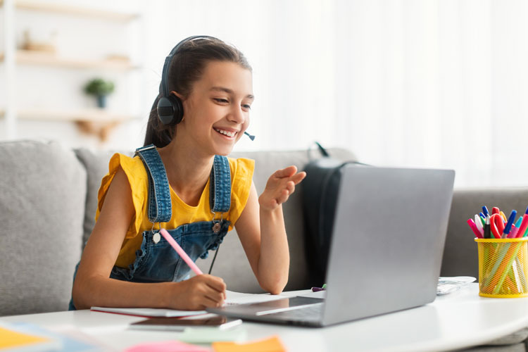 Engaging young learners in an online class